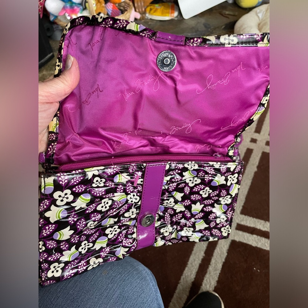 Vera Bradley Purple Floral Women's wallet- large !